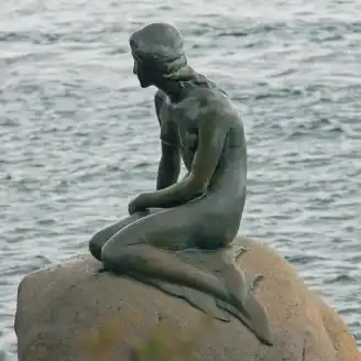 Popolare La Sirenetta Sirena Statua