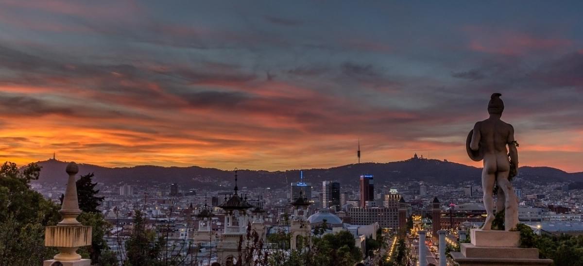 barcellona montjuic tramonto
