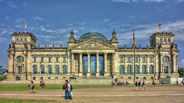 berlino facciata palazzo reichstag