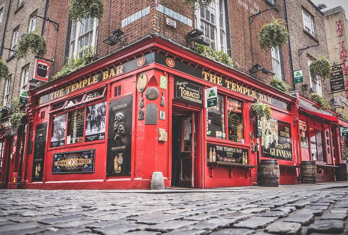 facciata temple bar dublino