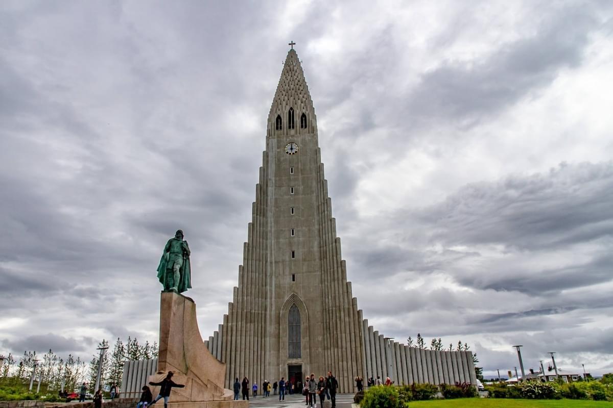 l hallgrimskirja