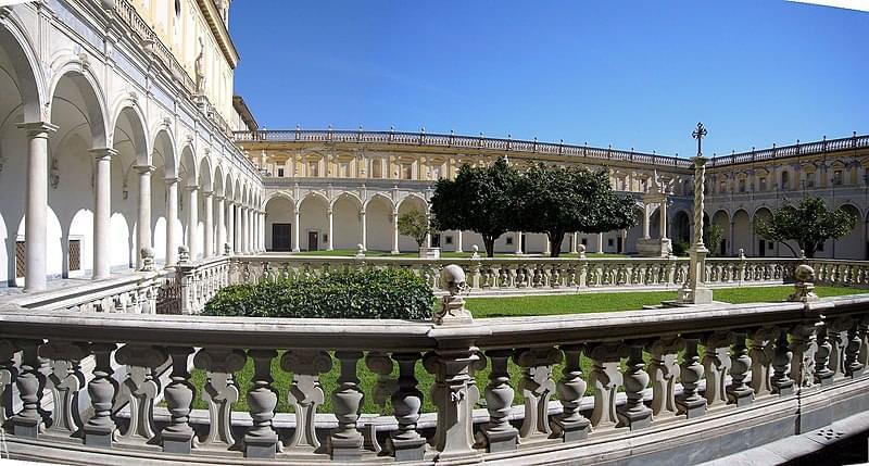 napoli s martino chiostro