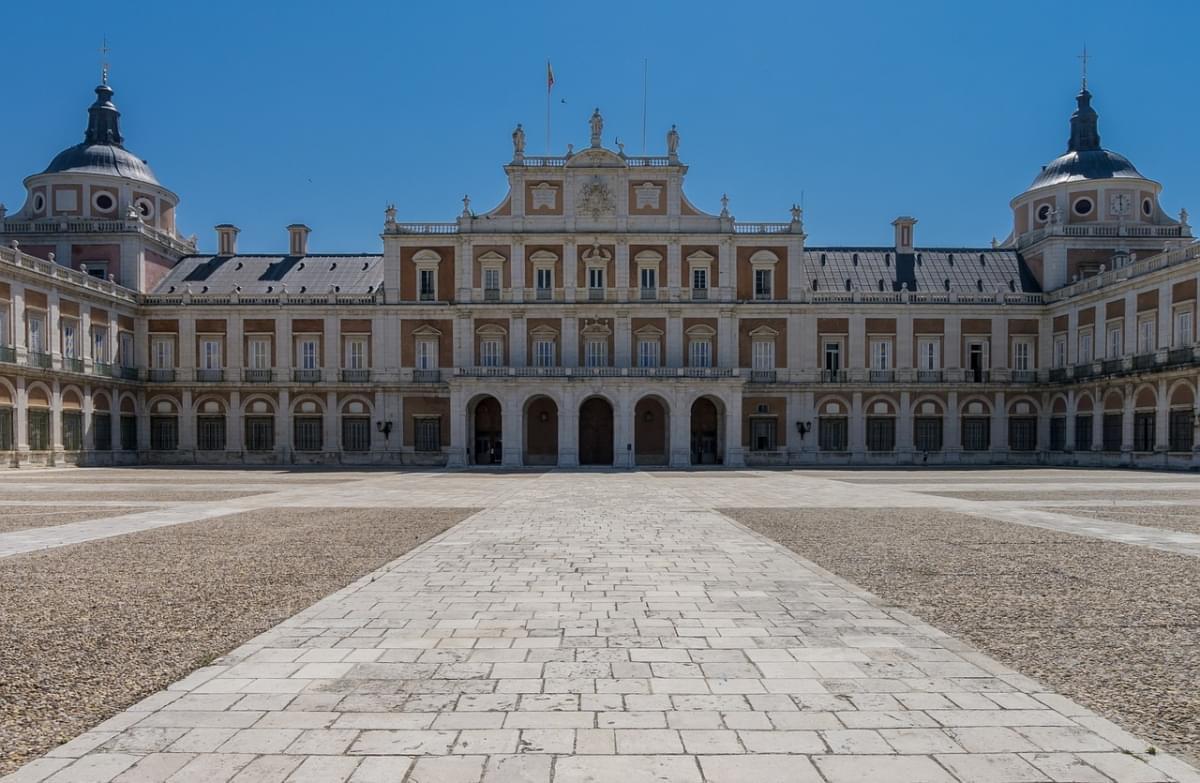 palazzo spagna re madrid