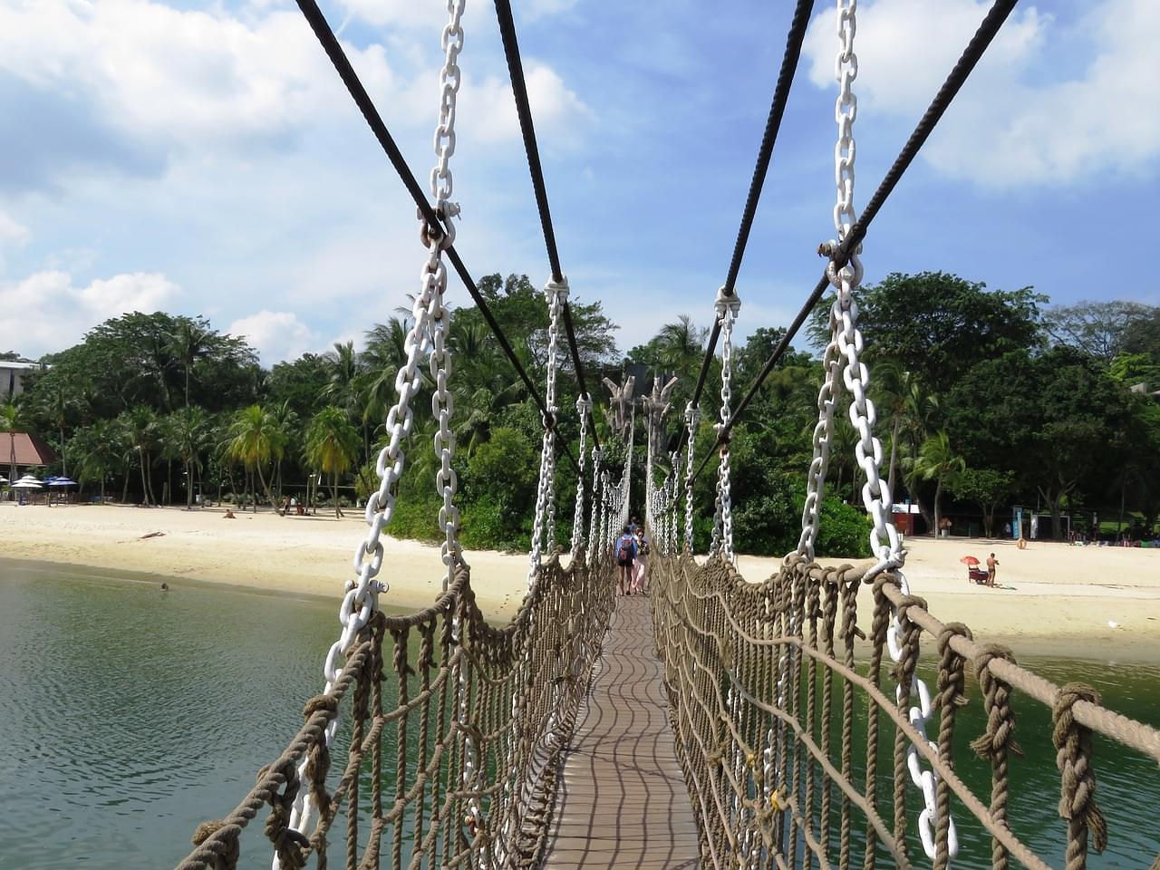 sentosa spiaggia singapore