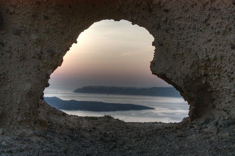 the heart of santorini